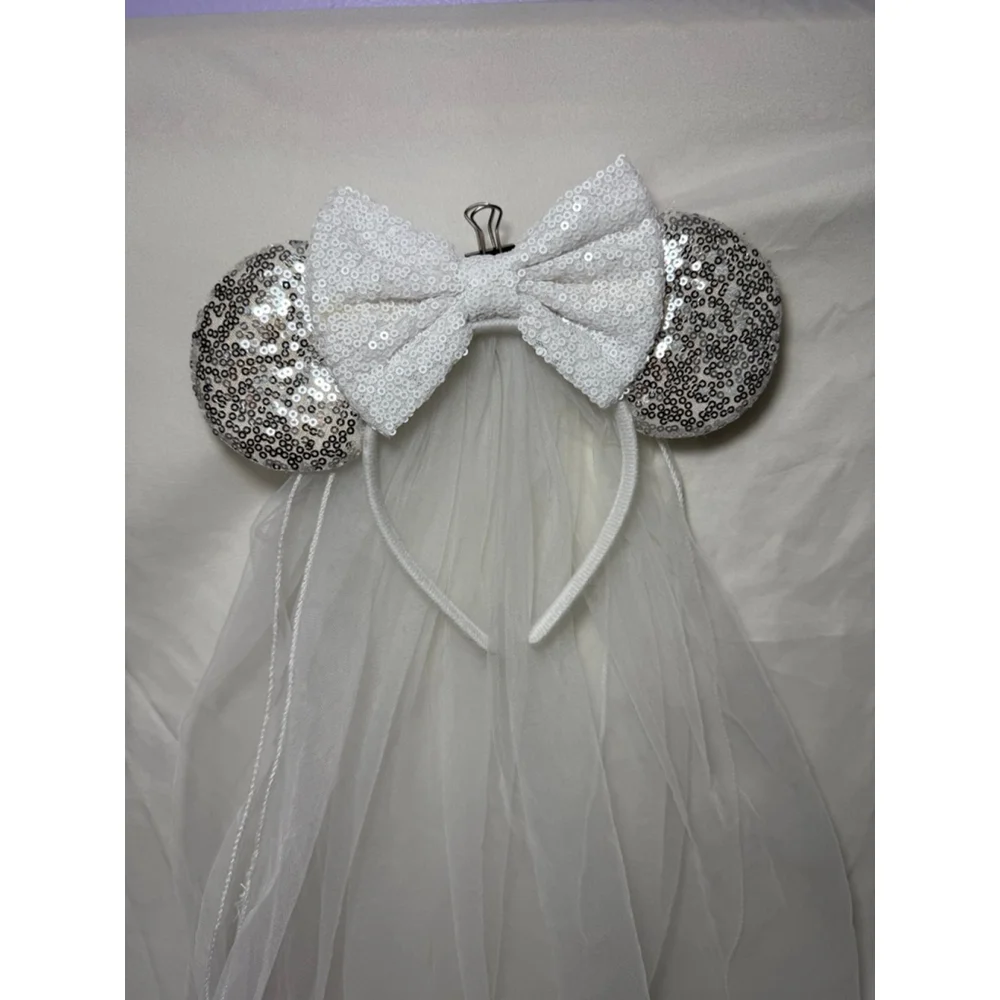 Women’s Bridal Minnie Ears - Unbranded - White/Silver with Veil